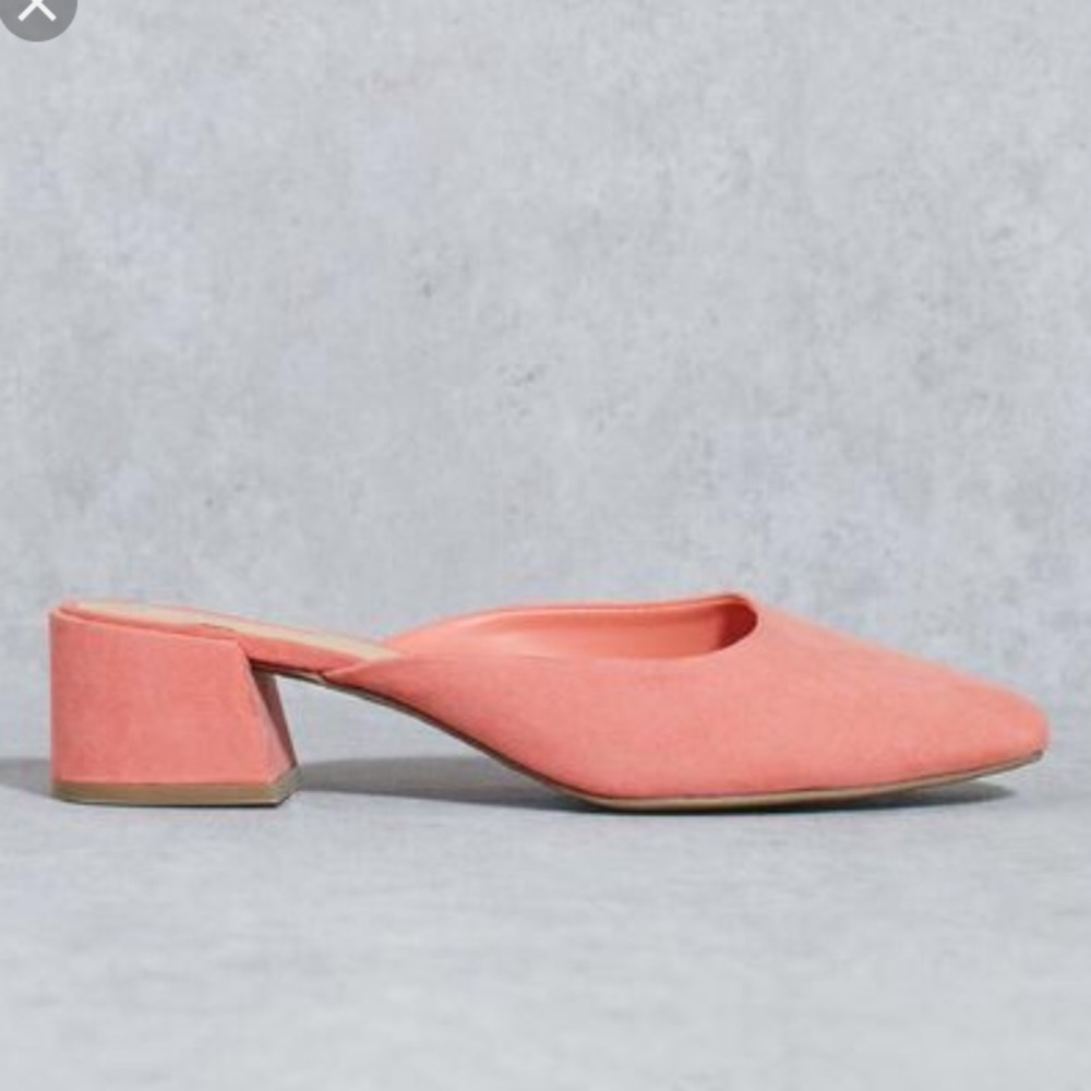 Heeled Mule💙 - Picture 2 of 5